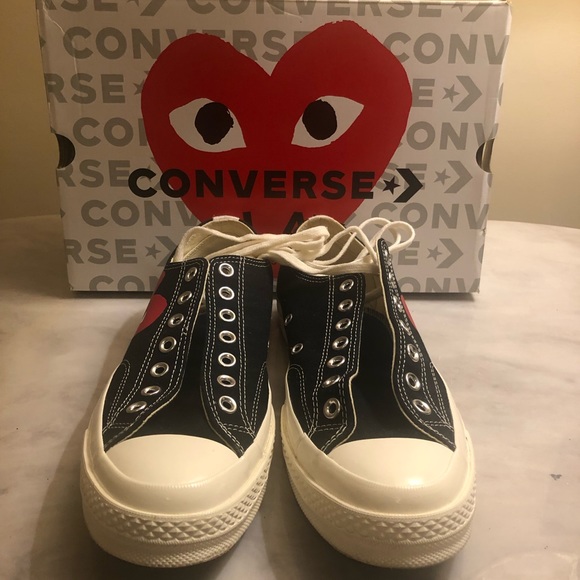 Converse chuck Taylor all-star size 9 in men size 11 in women